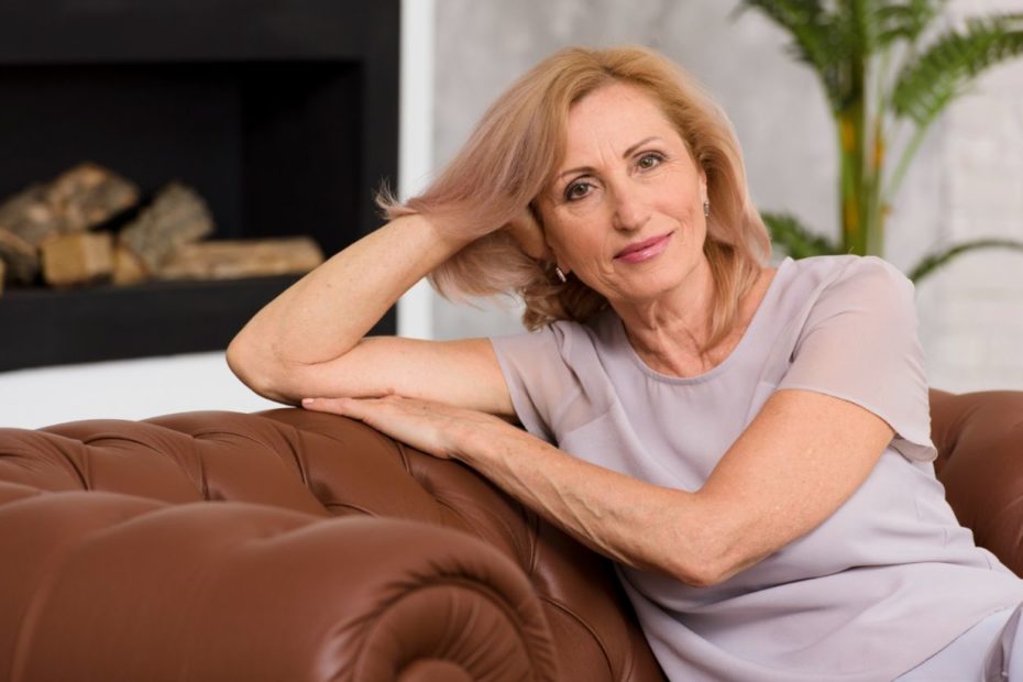 Прості вечірні ритуали для жінок 50+: 6 звичок для чудового самопочуття